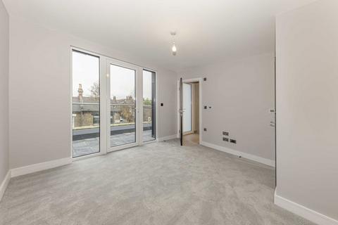 2 bedroom flat for sale, Kilburn Lane, London W10