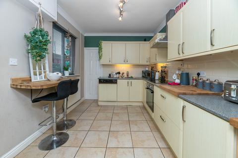 undefined, Vera Road, Clydach SA6