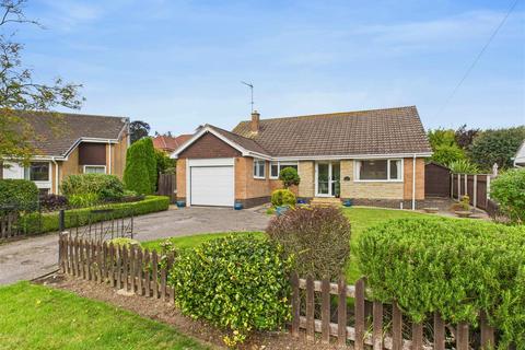 2 bedroom detached bungalow for sale, The Meadows, Cherry Burton