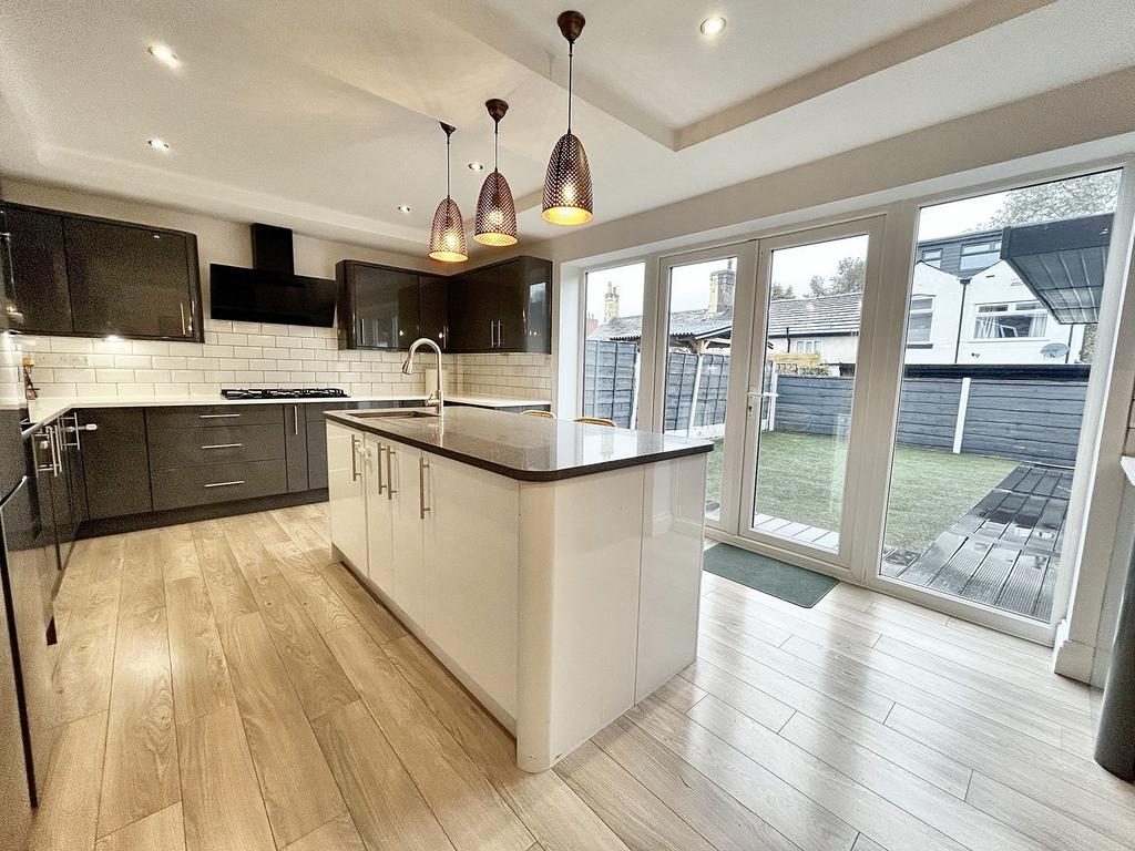 Kitchen / Diner