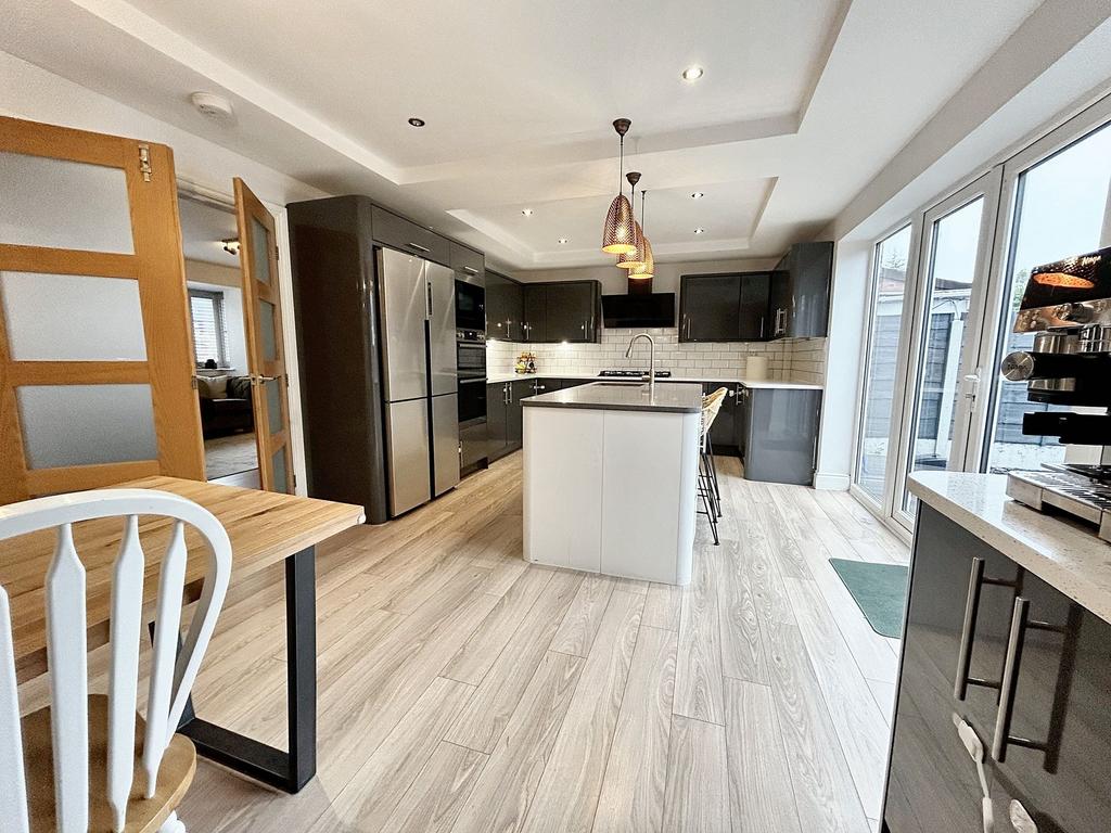 Kitchen / Diner