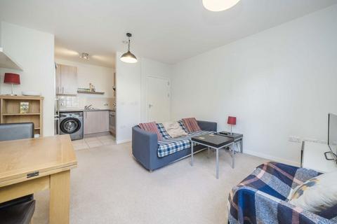 1 bedroom flat for sale, Bromyard Avenue, London W3