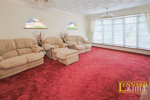 undefined, Lodge Lane, Grays RM17