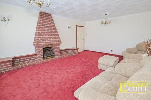 undefined, Lodge Lane, Grays RM17