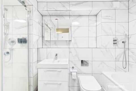 2 bedroom apartment for sale, Raffles House, Hendon NW4