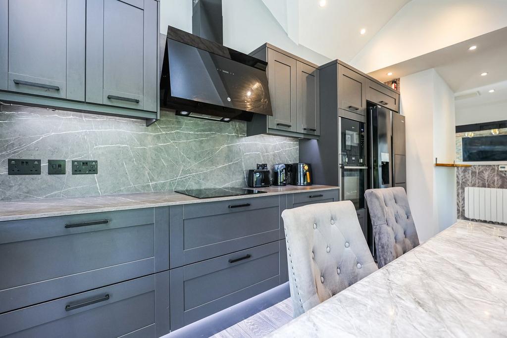 Dining Kitchen