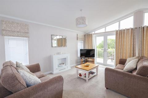 2 bedroom park home for sale, Hollin Park lodges, Sutton Road, Thirsk