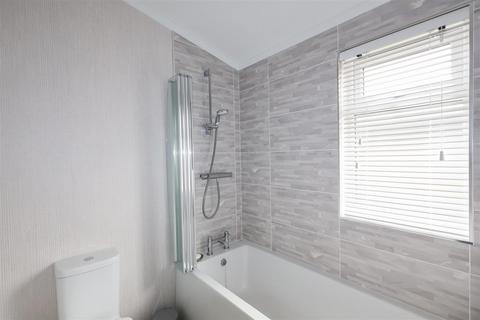 2 bedroom park home for sale, Hollin Park lodges, Sutton Road, Thirsk