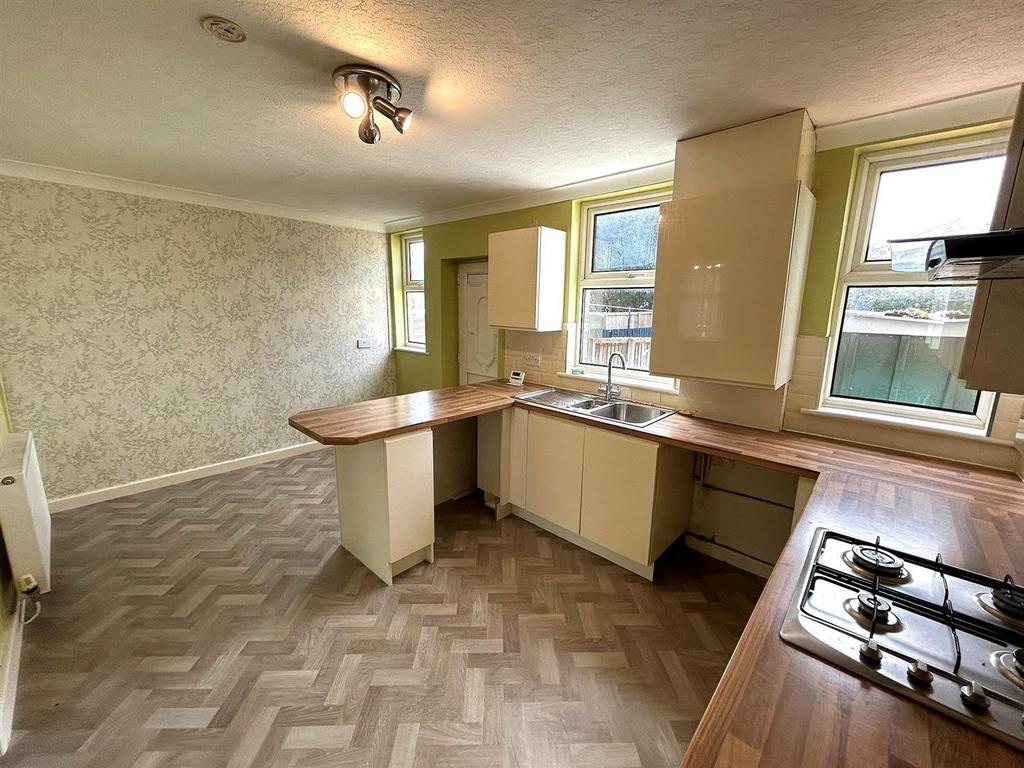 Kitchen Dining2.jpg
