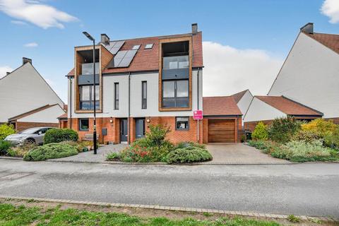 4 bedroom townhouse for sale, Lotherington Mews, York, YO10