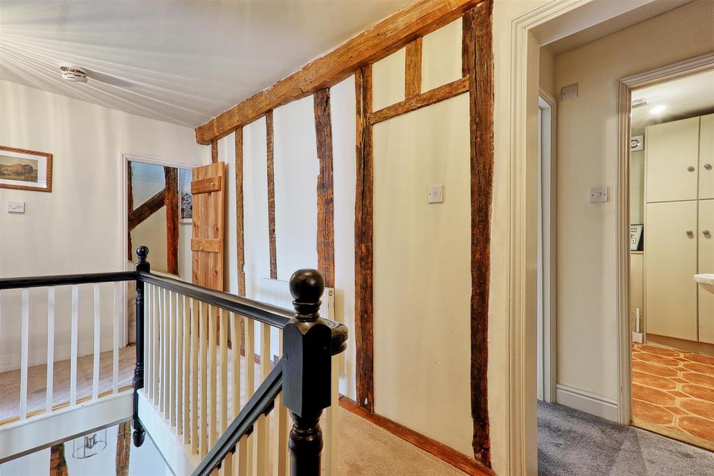 IMG 4126 7 8 easy HDR-interior3.jpg
