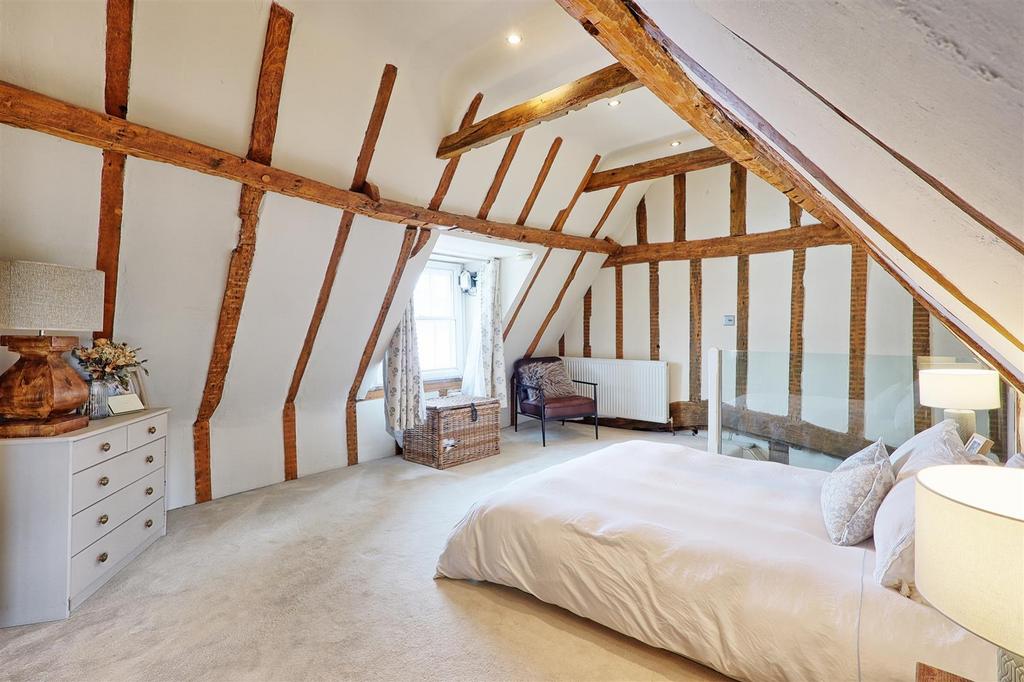 IMG 4162 3 4 easy HDR-interior3.jpg