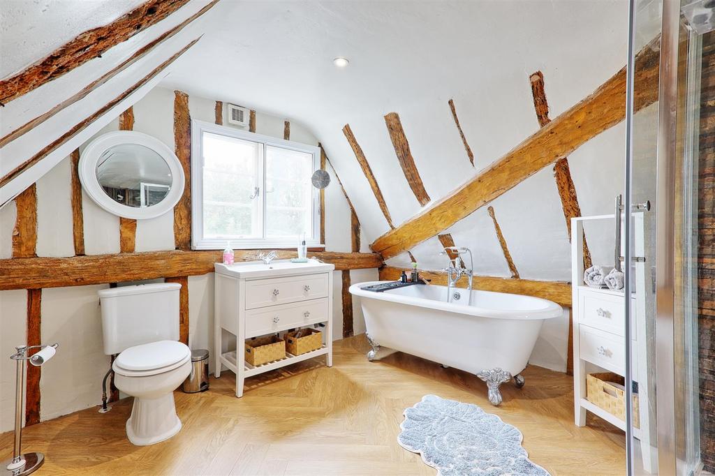 IMG 4168 69 70 easy HDR-interior3.jpg