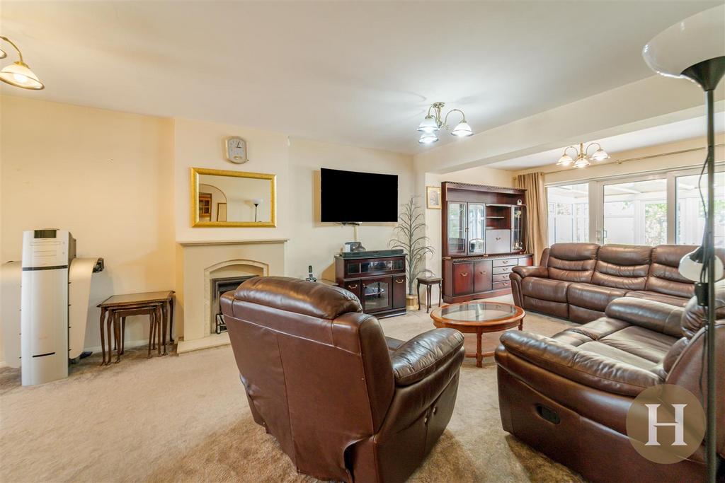 Hadleigh Estate Agents-5.jpg