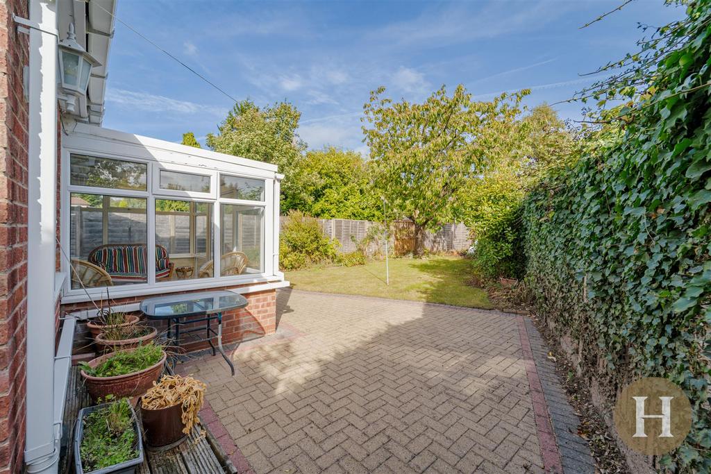 Hadleigh Estate Agents-45.jpg