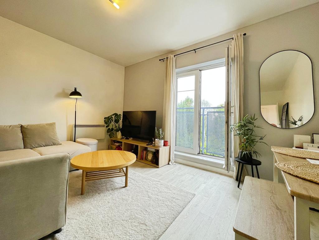 Living/Kitchen