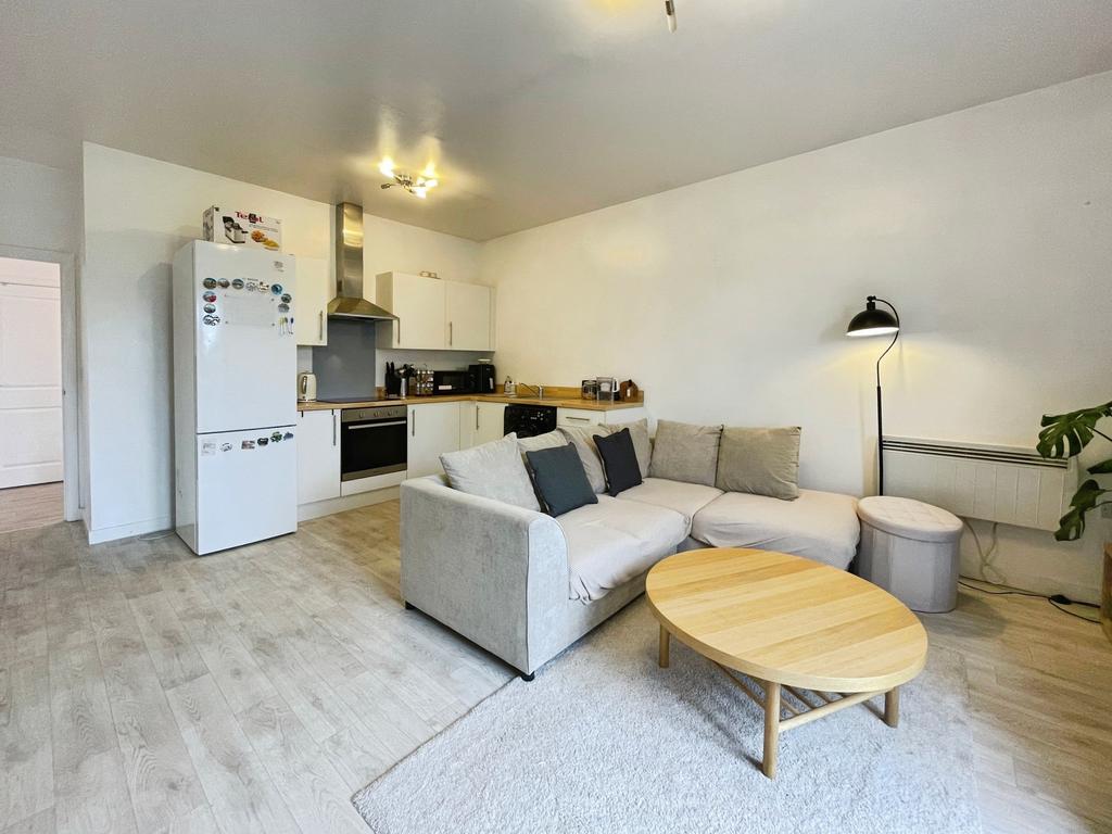 Living/Kitchen
