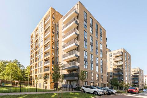 Bowen Drive, Charlton, London, SE7