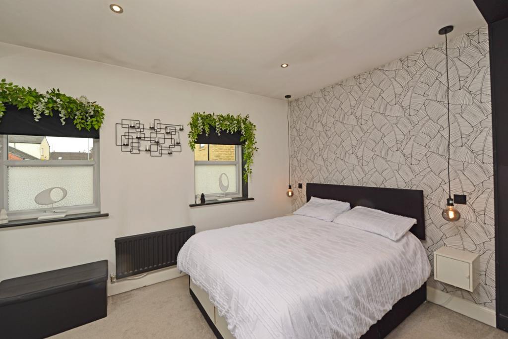 Bed 1
