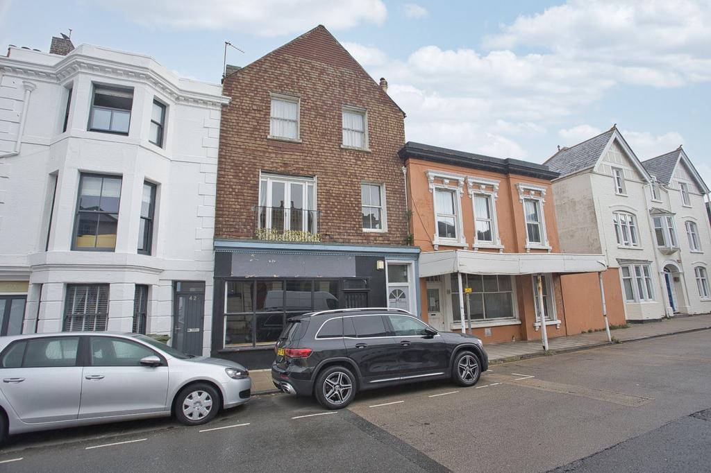 Sandgate High Street, Sandgate... 1 bed flat for sale - £150,000
