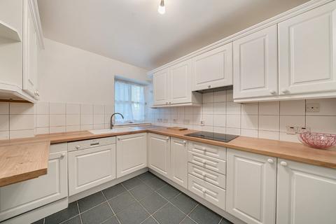 2 bedroom flat to rent, Bishops Bridge Road, Bayswater, London, W2