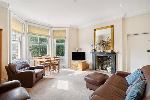 2 bedroom flat for sale, North Side Wandsworth Common, London, SW18