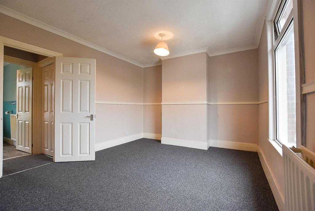 Bedroom 1..jpg