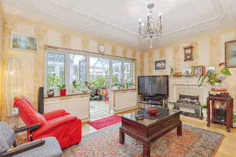 6 bedroom detached house for sale, Ainsdale Road, Leicestershire LE3