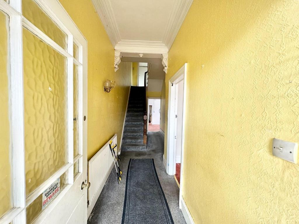 Groud Floor