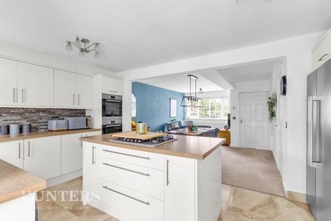 4 bedroom townhouse for sale, George Street, Hurstead, Rochdale OL16 2RR