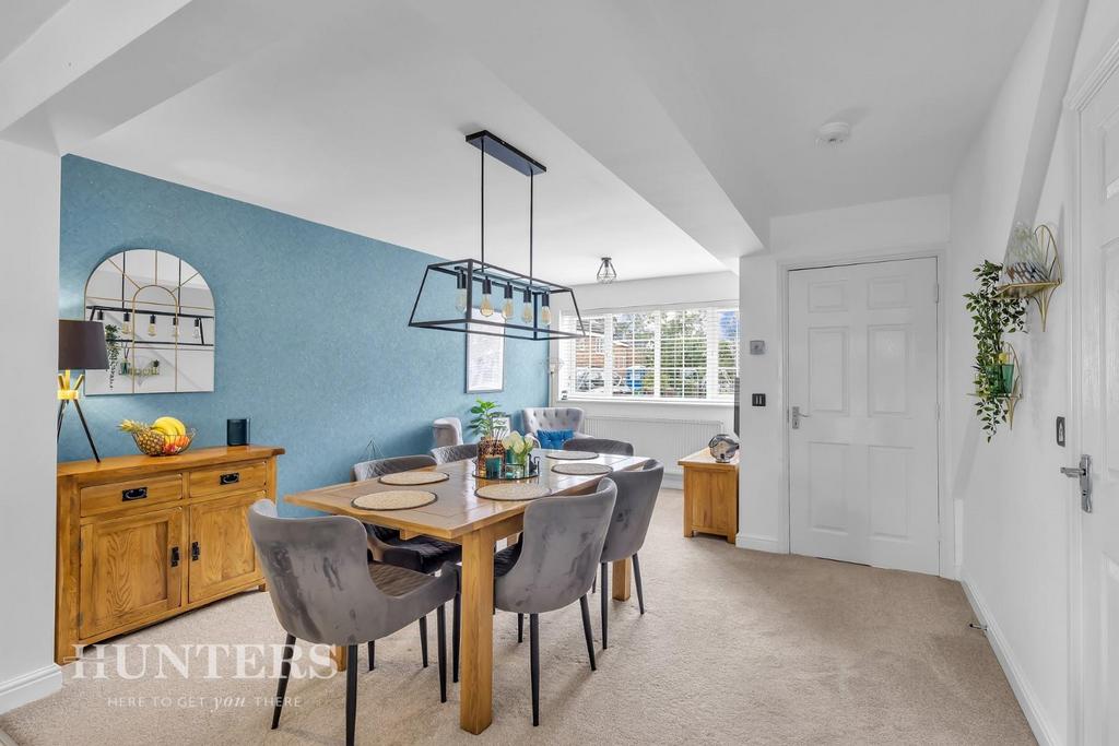 Open plan dining kitchen and living