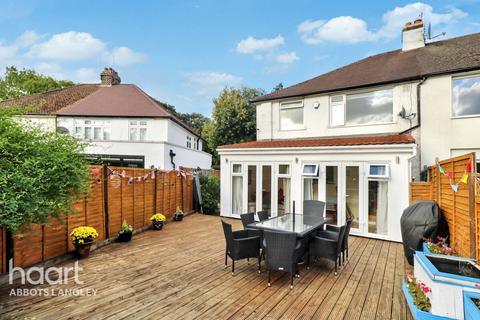 3 bedroom semi-detached house for sale, Gallows Hill, Kings Langley
