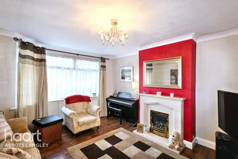3 bedroom semi-detached house for sale, Gallows Hill, Kings Langley