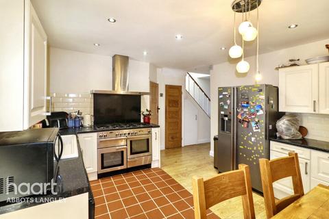 3 bedroom semi-detached house for sale, Gallows Hill, Kings Langley