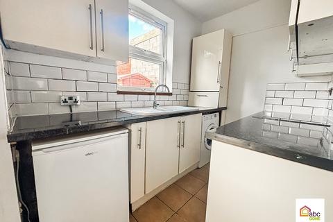 undefined, Whitney Avenue, Redbridge, Essex, IG4