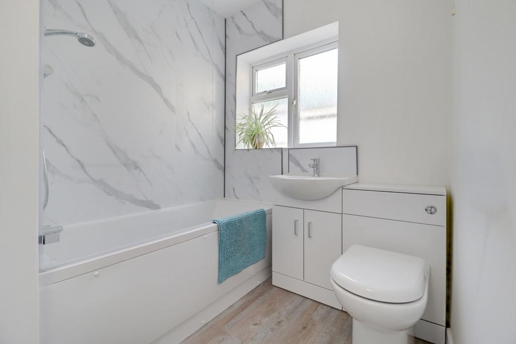 Bathroom-8 e