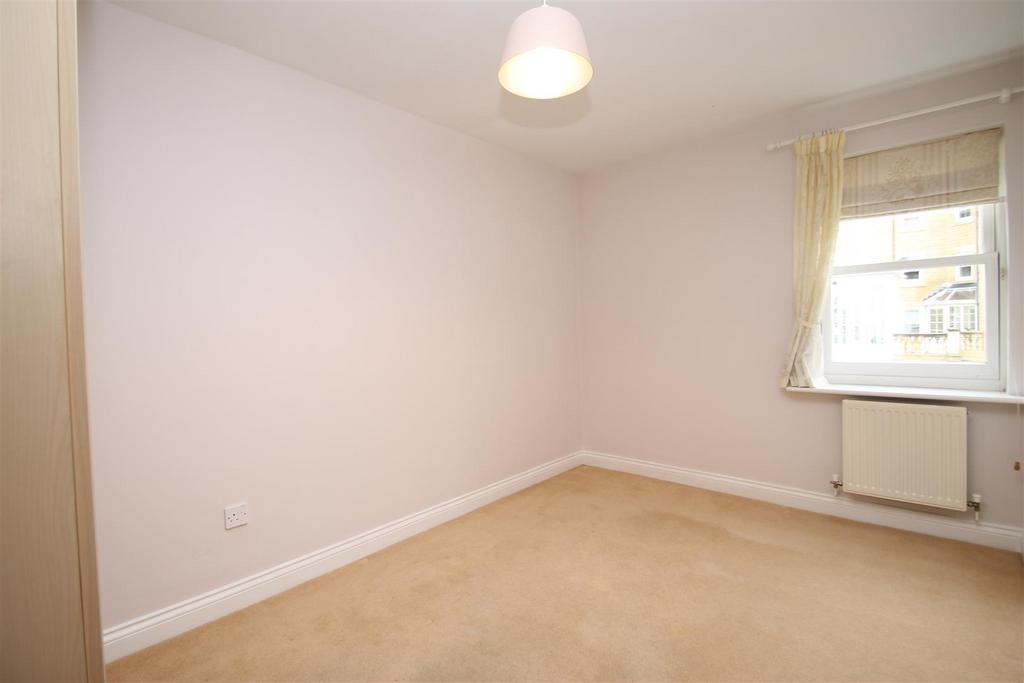 Bedroom 2.JPG