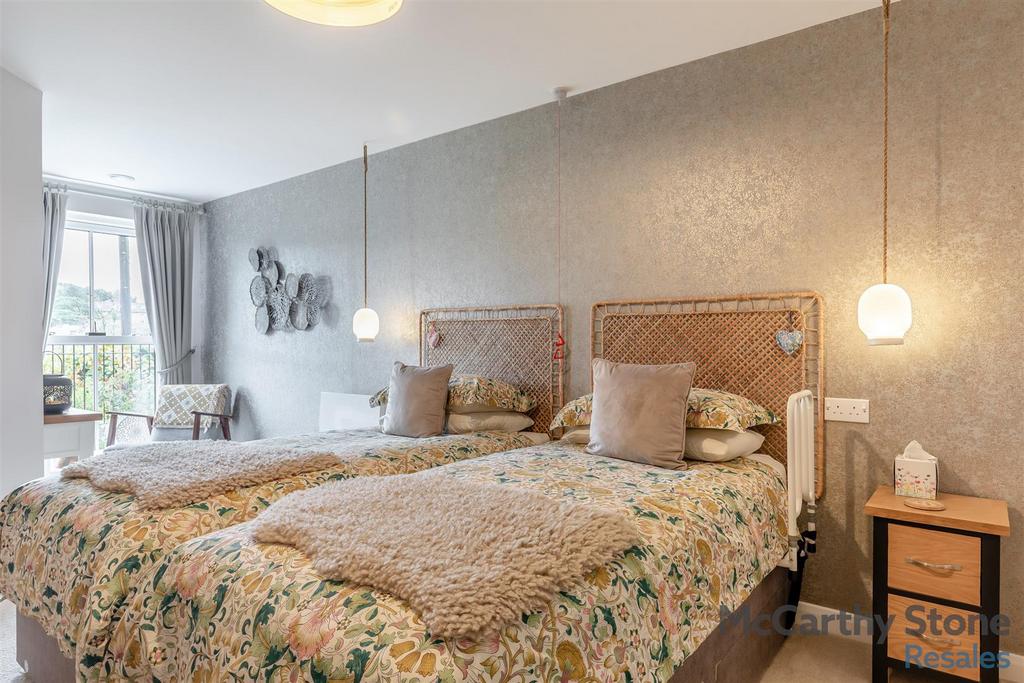 8664291-interior08.jpg
