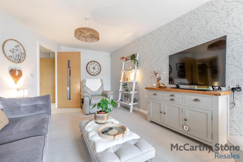 8664291-interior21.jpg