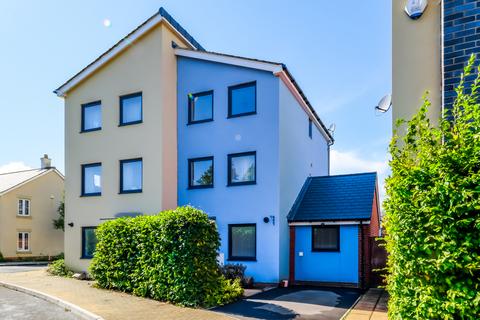 15 Arlington Road, Brockworth, Gloucester, GL3 4GB
