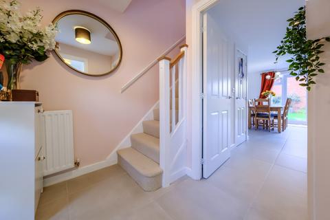 15 Arlington Road, Brockworth, Gloucester, GL3 4GB
