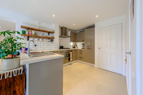 15 Arlington Road, Brockworth, Gloucester, GL3 4GB