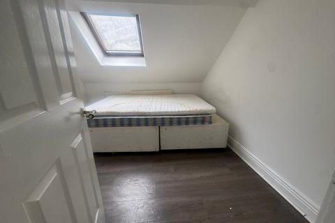 2 bedroom flat to rent, Westgate Road, Newcastle upon Tyne NE4