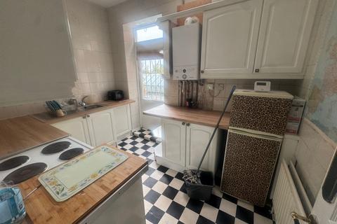 2 bedroom flat to rent, Westgate Road, Newcastle upon Tyne NE4