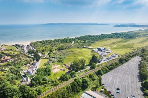 undefined, Tenby SA70