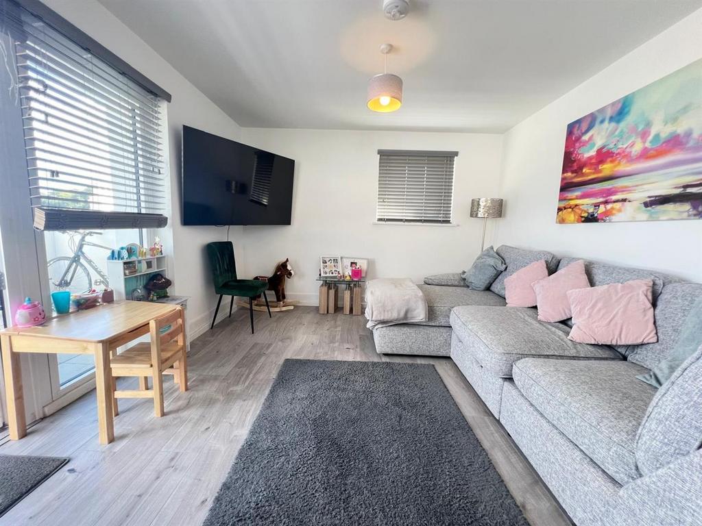 PHOTO-2025-09-18-10-44-08 7.jpg