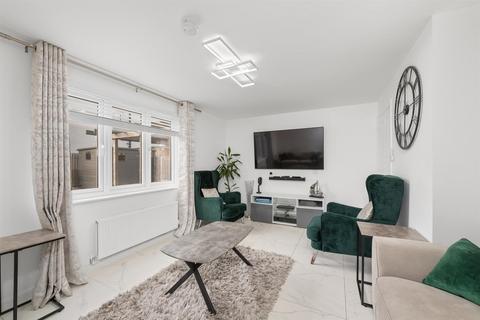 undefined, Croft Park Crescent, Whitburn EH47