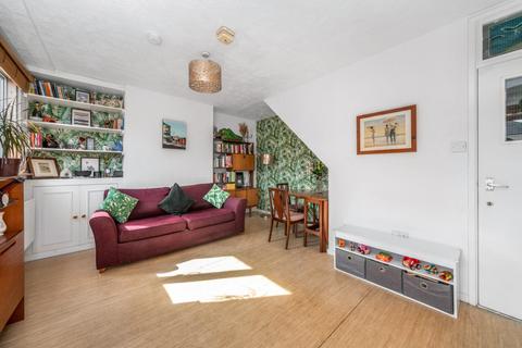 2 bedroom maisonette for sale, Willowbrook Estate, Peckham, London, SE15