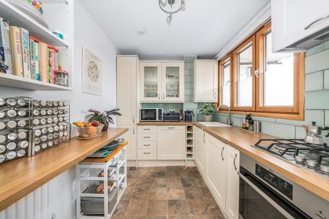 2 bedroom maisonette for sale, Willowbrook Estate, Peckham, London, SE15