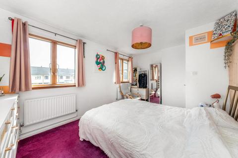 2 bedroom maisonette for sale, Willowbrook Estate, Peckham, London, SE15